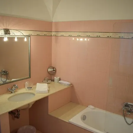 Palazzo Tucci Residenza D'epoca Bed & Breakfast Lucca