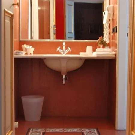 Bed & Breakfast Palazzo Tucci Residenza D'epoca 4*